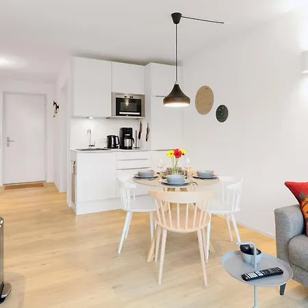 Marissa Apartment *